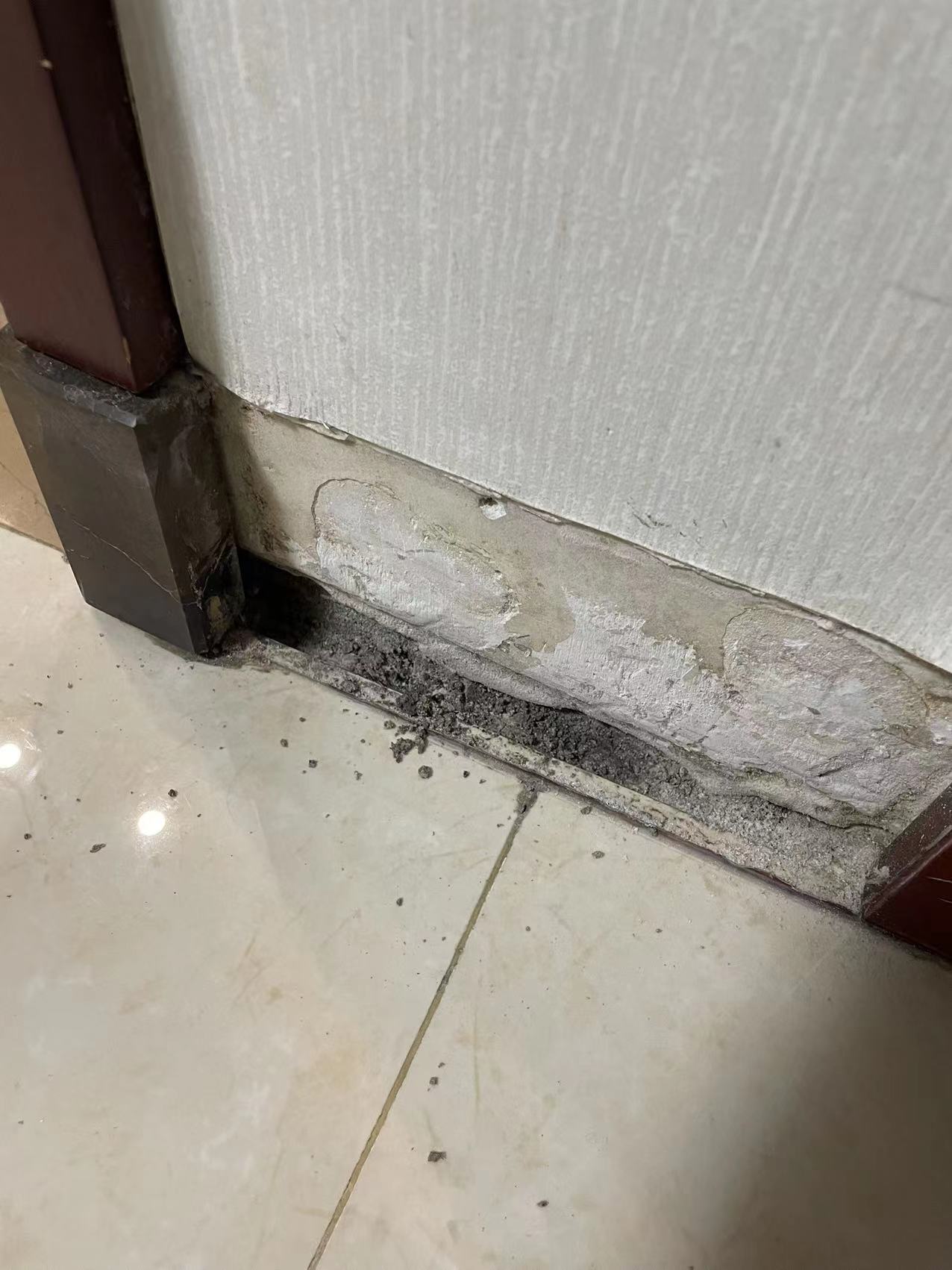 深圳一楼地板返潮渗水怎么做防潮处理 深圳一楼地板返潮渗水怎么做防潮处理