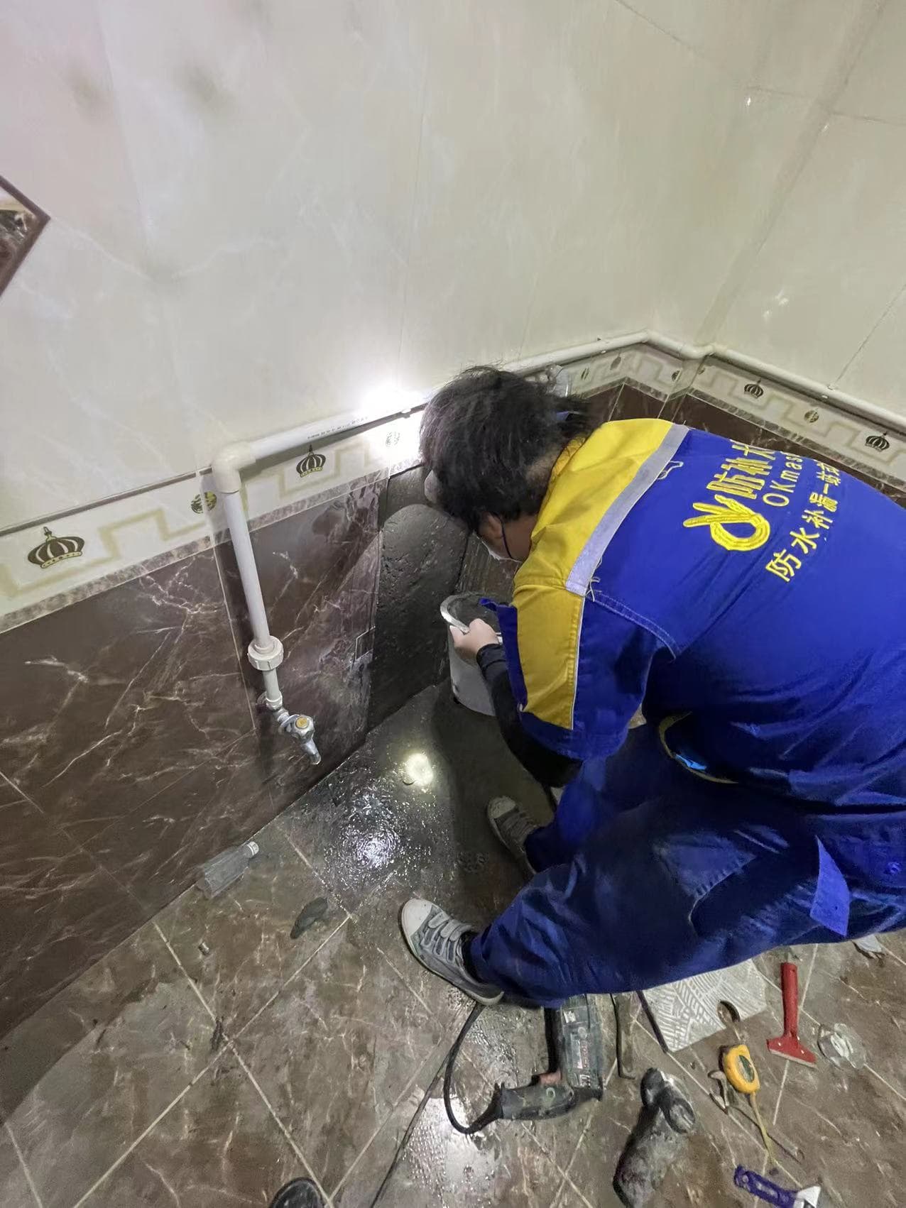 水管漏水别慌张，这些维修联系方式帮你快速解决问题