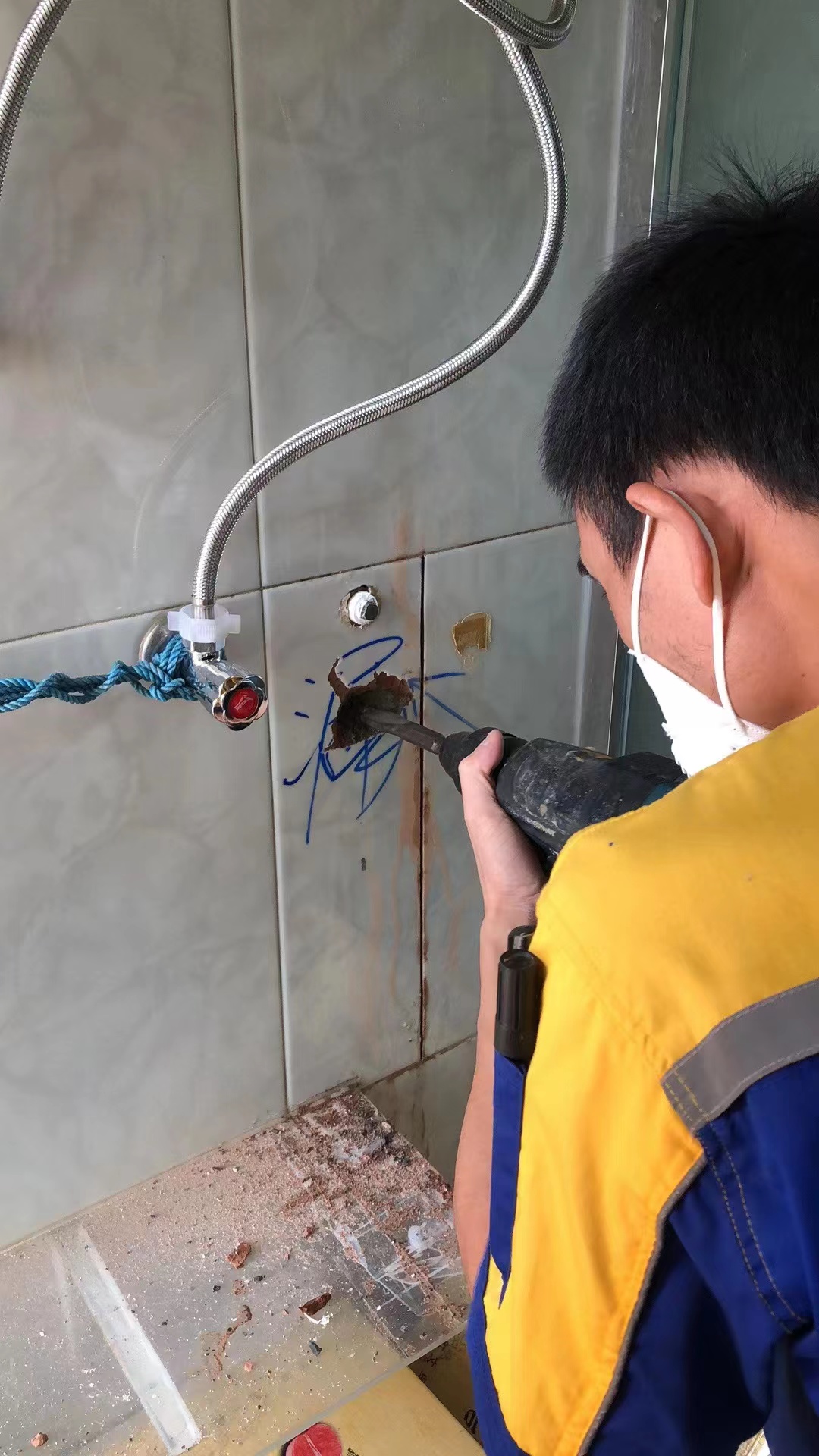 深圳水管漏水维修上门检测，选防补大师一步到位解决渗漏难题