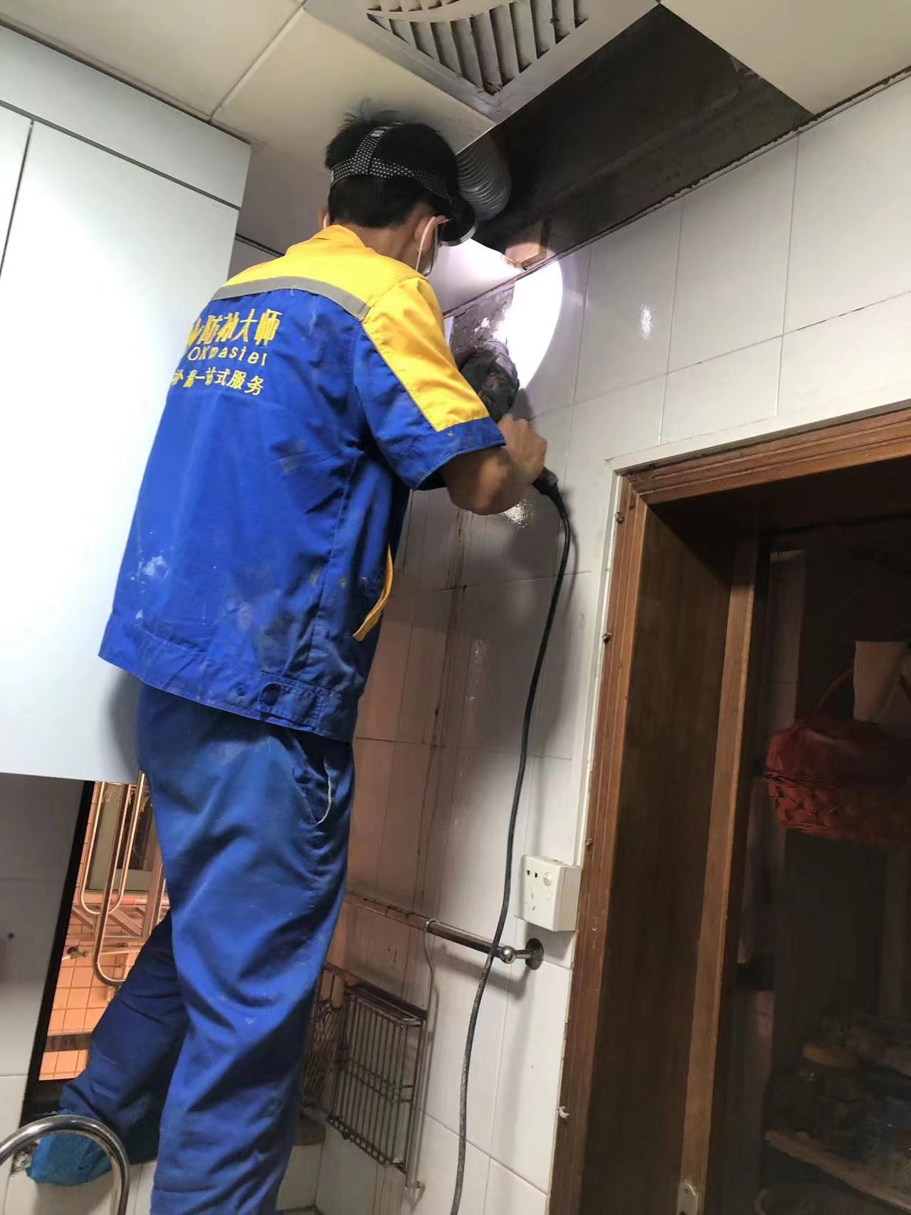 深圳漏水维修上门服务怎么选？防补大师用三十年经验给你答案